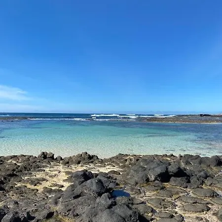 Orange House, Surf&yoga * 拉哈雷斯