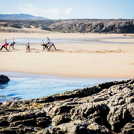 Orange House, Surf&yoga Vakantiehuis *