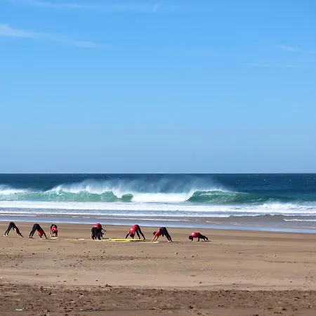 Orange House, Surf&yoga * 拉哈雷斯