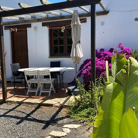 Orange House, Surf&yoga *