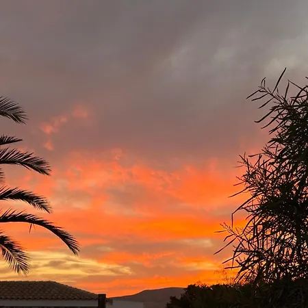Orange House, Surf&yoga *