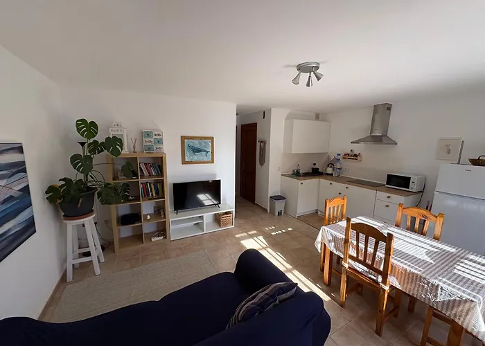 Orange House, Surf&yoga *