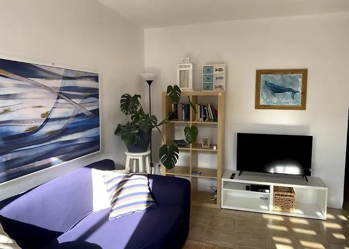 Orange House, Surf&yoga Feriehus *