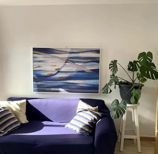 Orange House, Surf&yoga Feriehus